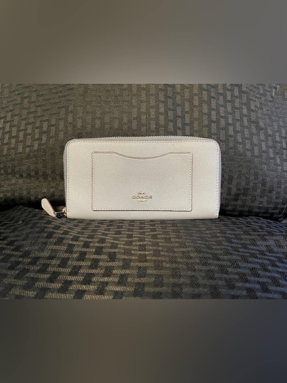 Coach Zip-Around Leather Wallet in Pale blue with Gold Logo/ like new